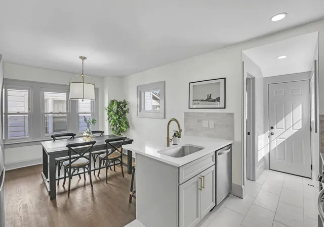Photo 2 of Single family home for sale at 272 E Markison Ave, Columbus, OH 43207 | MLS# 226032924 | Listing updated on 2026-09-01