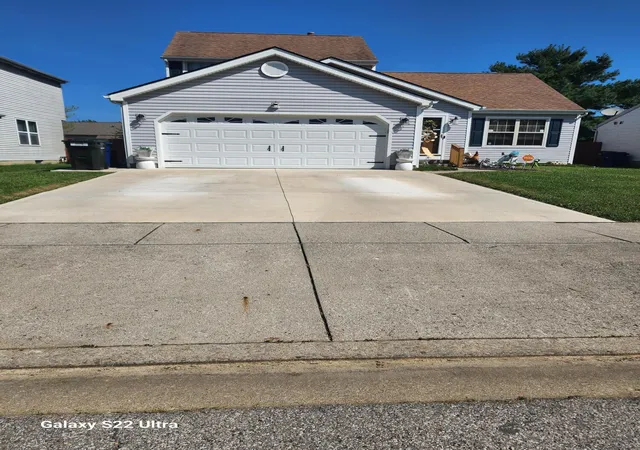 Photo 3 of Single family home for sale at 1478 Halfhill Wy, Columbus, OH 43207 | MLS# 226032927 | Listing updated on 2026-09-22