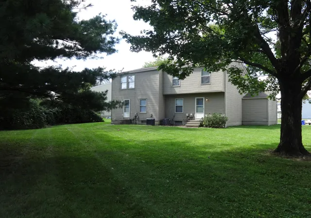 Photo 4 of House for sale at 4838 Bradington Ct, Columbus, OH 43229 | MLS# 226032959 | Listing updated on 2026-10-09