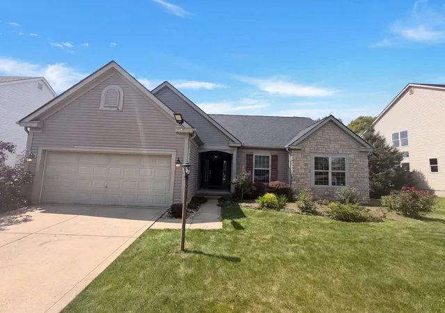 Photo 1 of Single family home for sale at 8171 Shady Maple Dr, Canal Winchester, OH 43110 | MLS# 226032957 | Listing updated on 2026-09-20