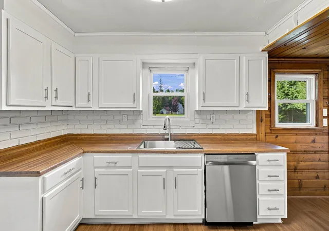Photo 5 of Single family home for sale at 906 Duke Ave, Mansfield, OH 44905 | MLS# 226032961 | Listing updated on 2026-09-04
