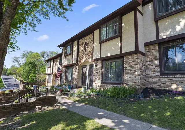 Photo 3 of Condo for sale at 3032 Blendon Woods Blvd, Columbus, OH 43231 | MLS# 226032976 | Listing updated on 2026-09-12