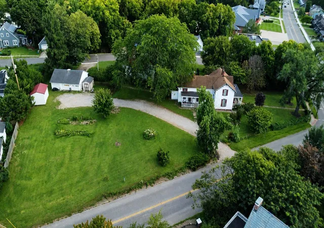 Photo 5 of Single family home for sale at 626 N Court St, Circleville, OH 43113 | MLS# 226032987 | Listing updated on 2026-09-01