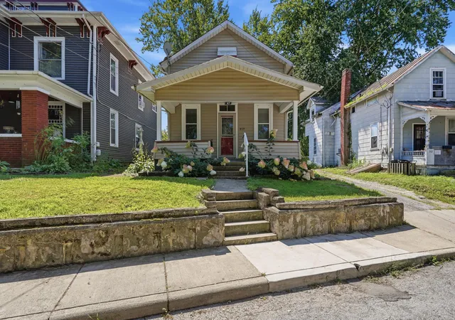 Photo 1 of Single family home for sale at 917 Reid St, Bucyrus, OH 44820 | MLS# 226032996 | Listing updated on 2026-09-04