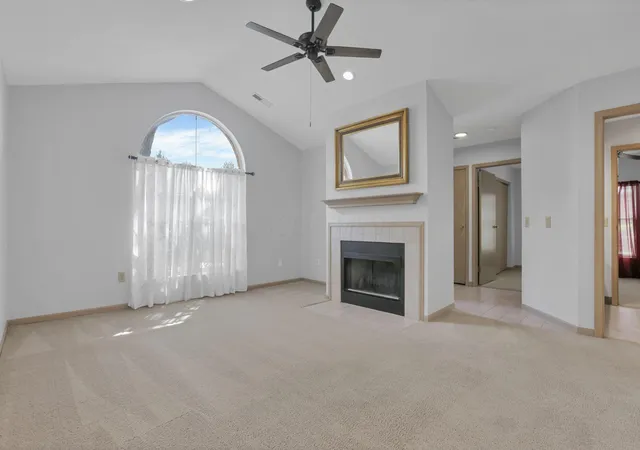 Photo 3 of Condo for sale at 5800 Locbury Ln, Dublin, OH 43016 | MLS# 226033012 | Listing updated on 2026-09-03
