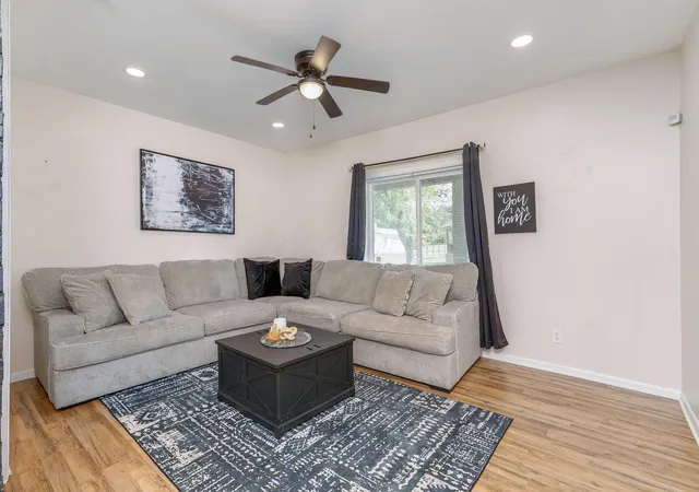 Photo 3 of Single family home for sale at 515 N Ohio Ave, Columbus, OH 43203 | MLS# 226033006 | Listing updated on 2026-09-03