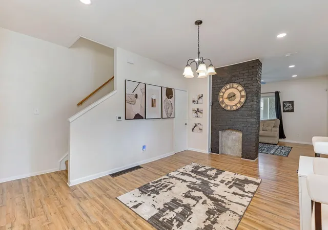 Photo 4 of Single family home for sale at 515 N Ohio Ave, Columbus, OH 43203 | MLS# 226033006 | Listing updated on 2026-10-26