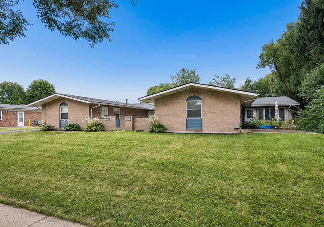 Photo 2 of Multi family home for sale at 2400 2406 Red Coach Dr, Springfield, OH 45503 | MLS# 226033075 | Listing updated on 2026-09-01
