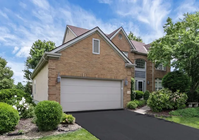Photo 1 of Single family home for sale at 4164 Mack Ct, Powell, OH 43065 | MLS# 226033107 | Listing updated on 2026-09-14