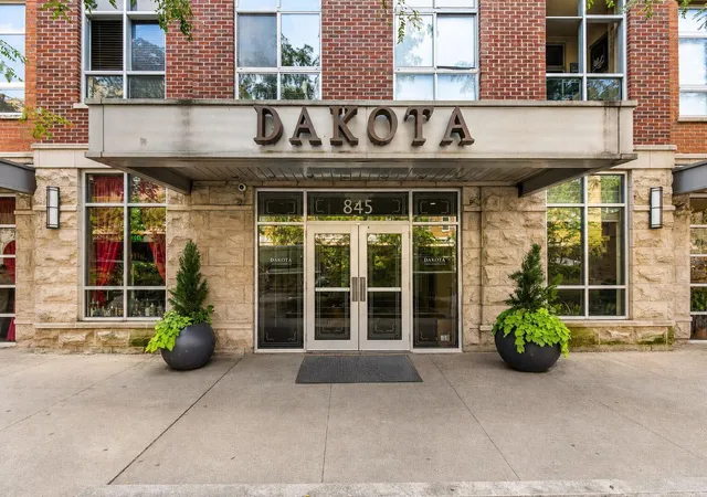 Photo 3 of Condo for sale at 845 N High St #309, Columbus, OH 43215 | MLS# 226033025 | Listing updated on 2026-09-09