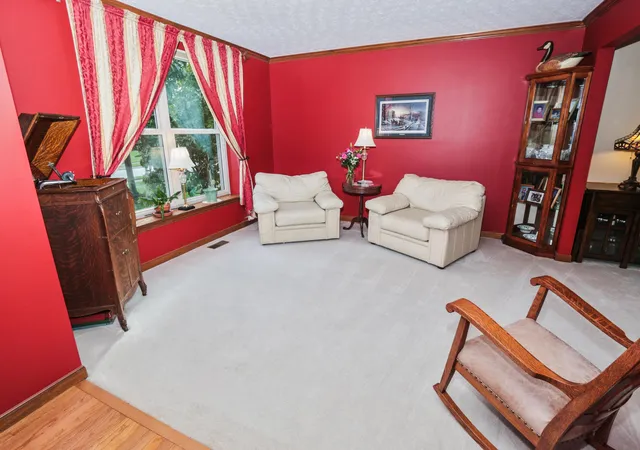 Photo 4 of Single family home for sale at 1134 Summer Hl Cir, Columbus, OH 43230 | MLS# 226033100 | Listing updated on 2026-09-12