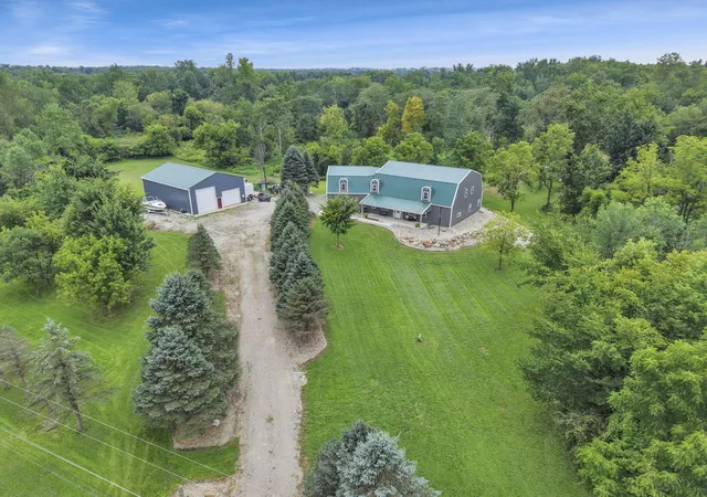 Photo 3 of Single family home for sale at 5404 Ohio 95, Mount Gilead, OH 43338 | MLS# 226033108 | Listing updated on 2026-09-11