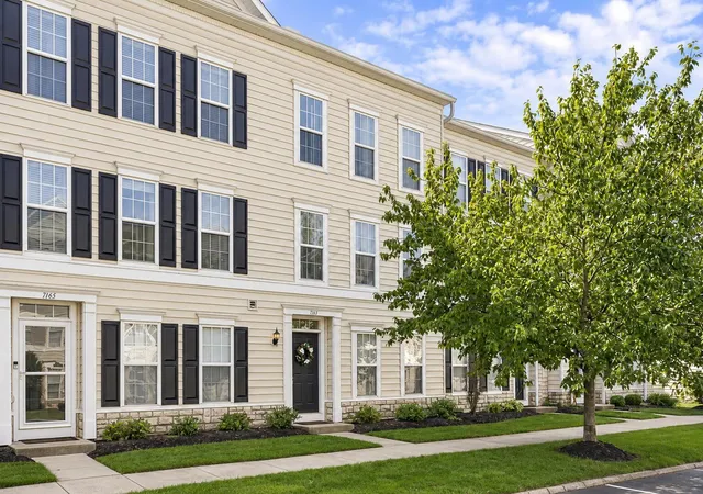Condo for sale at 7163 Billy Goat Dr #48, New Albany, OH 43054 | MLS# 226035225