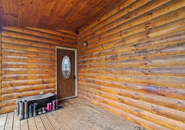 Photo 3 of Single family home for sale at 552 County Rd 2575, Loudonville, OH 44842 | MLS# 226033076 | Listing updated on 2026-10-02