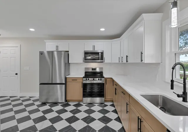 Photo 4 of Single family home for sale at 2460 Basil Western Rd NW, Baltimore, OH 43105 | MLS# 226033105 | Listing updated on 2026-09-29