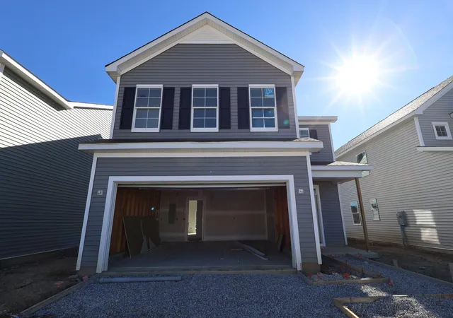 Single family home for sale at 1031 Dawsons Dr, Hebron, OH 43025 | MLS# 226033236