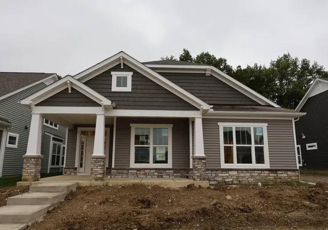 Photo 1 of Sale Pending at 4525 Nonius Dr, Hilliard, OH 43026 | MLS# 226033246 | Listing updated on 2026-10-19