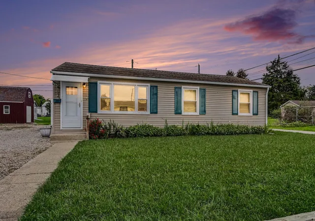 Photo 1 of Single family home for sale at 321 Ely St, Washington Court House, OH 43160 | MLS# 226035379 | Listing updated on 2026-10-09