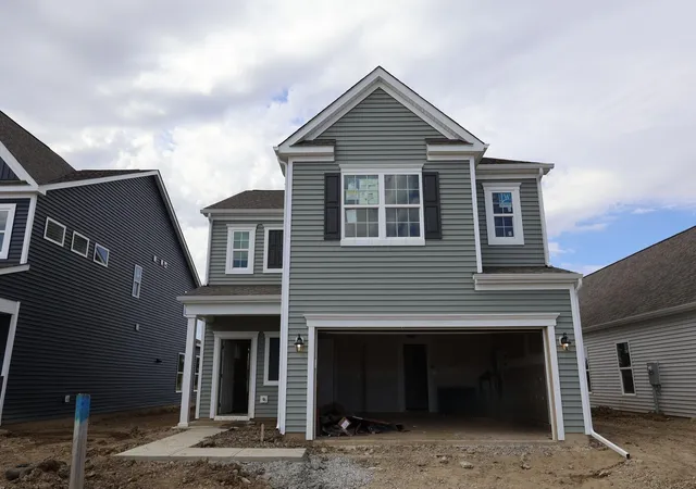 Photo 1 of Sale Pending at 5822 Creekview Dr, Powell, OH 43065 | MLS# 226035523 | Listing updated on 2026-10-22