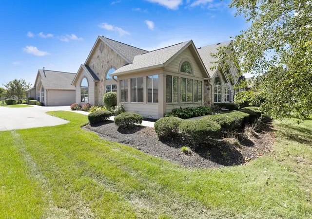Photo 1 of Condo for sale at 3684 Niblick Pl, Powell, OH 43065 | MLS# 226035741 | Listing updated on 2026-10-20