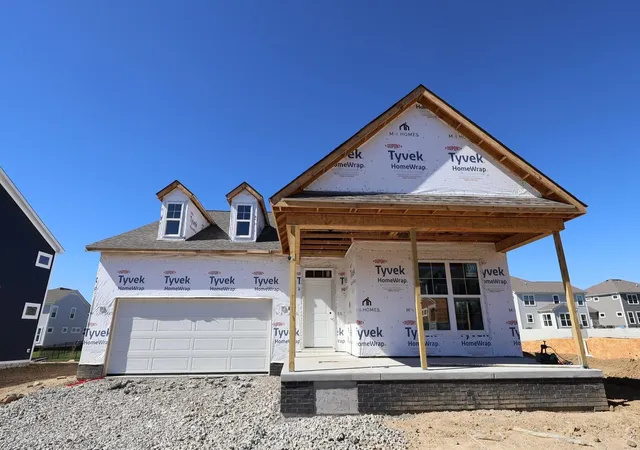 Photo 1 of Single family home for sale at 408 Fannin Dr, Pataskala, OH 43062 | MLS# 226035798 | Listing updated on 2026-10-21