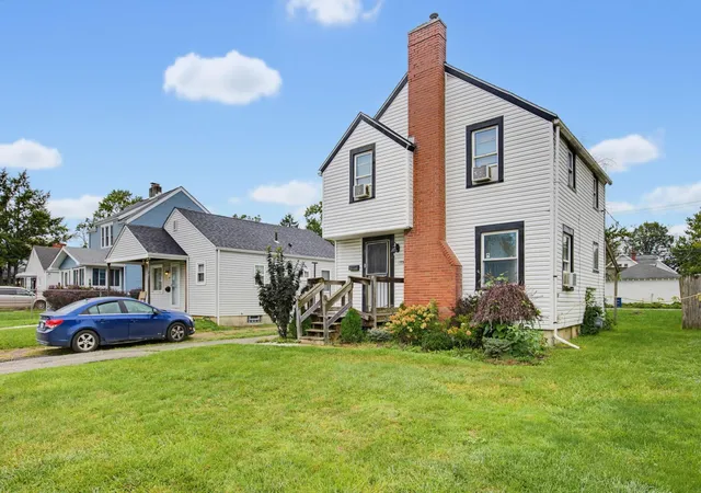 Photo 1 of Single family home for sale at 1390 Republic Ave, Columbus, OH 43211 | MLS# 226036980 | Listing updated on 2026-10-23