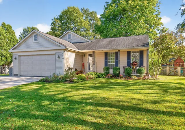 Photo 1 of Single family home for sale at 8246 Waco Ln, Powell, OH 43065 | MLS# 226036864 | Listing updated on 2026-10-24