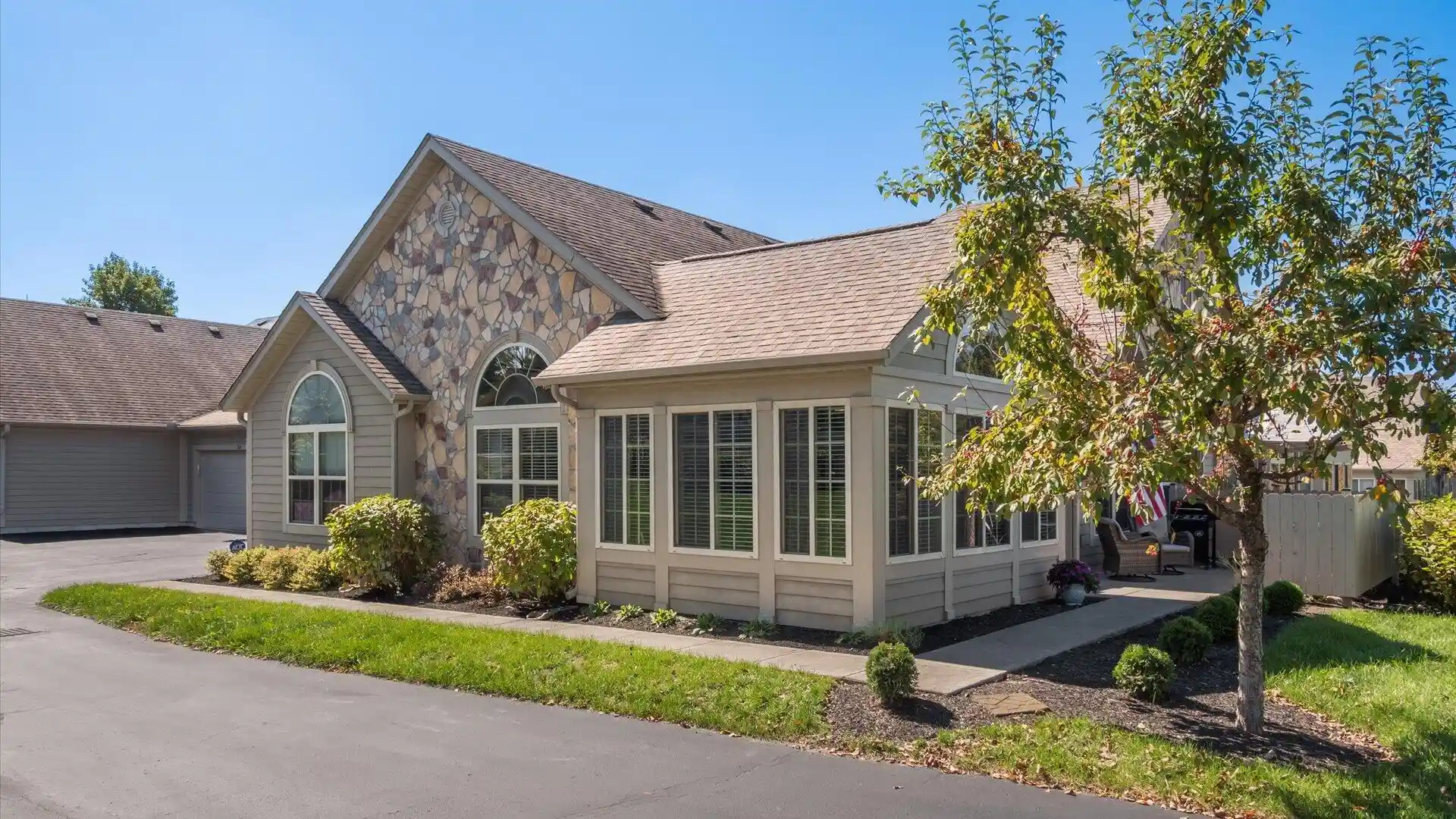 Listing Photo 1 - Condo for sale in 200 Jamie Lynn Cir located at 200 Jamie Lynn Cir, Pickerington, OH 43147 - Unit 200 Jamie Lynn Cir
