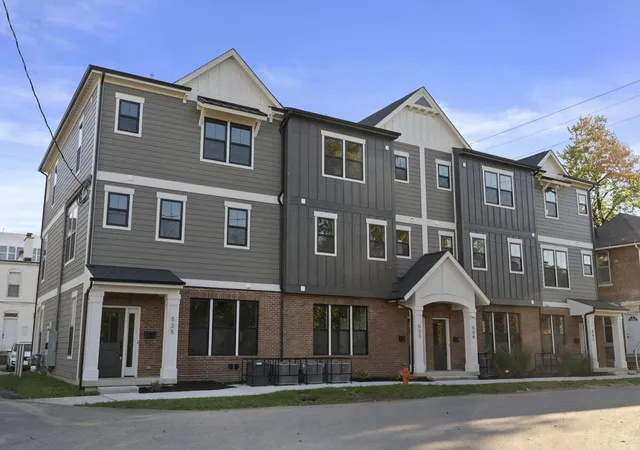Photo 1 of Condo for sale at 537 W Chapel St, Columbus, OH 43215 | MLS# 226040609 | Listing updated on 2026-10-29