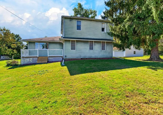 Photo 1 of Sale Pending at 9905 Cincinnati Zanesville Rd Sw, Amanda, OH 43102 | MLS# 226036373 | Listing updated on 2026-10-14