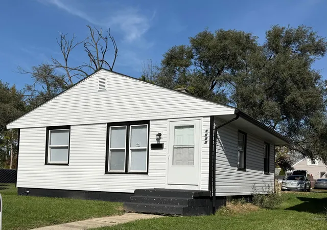 Photo 1 of Single family home for sale at 1022 E 17th Avenue, Columbus, OH 43211 | MLS# 226037171 | Listing updated on 2026-10-30