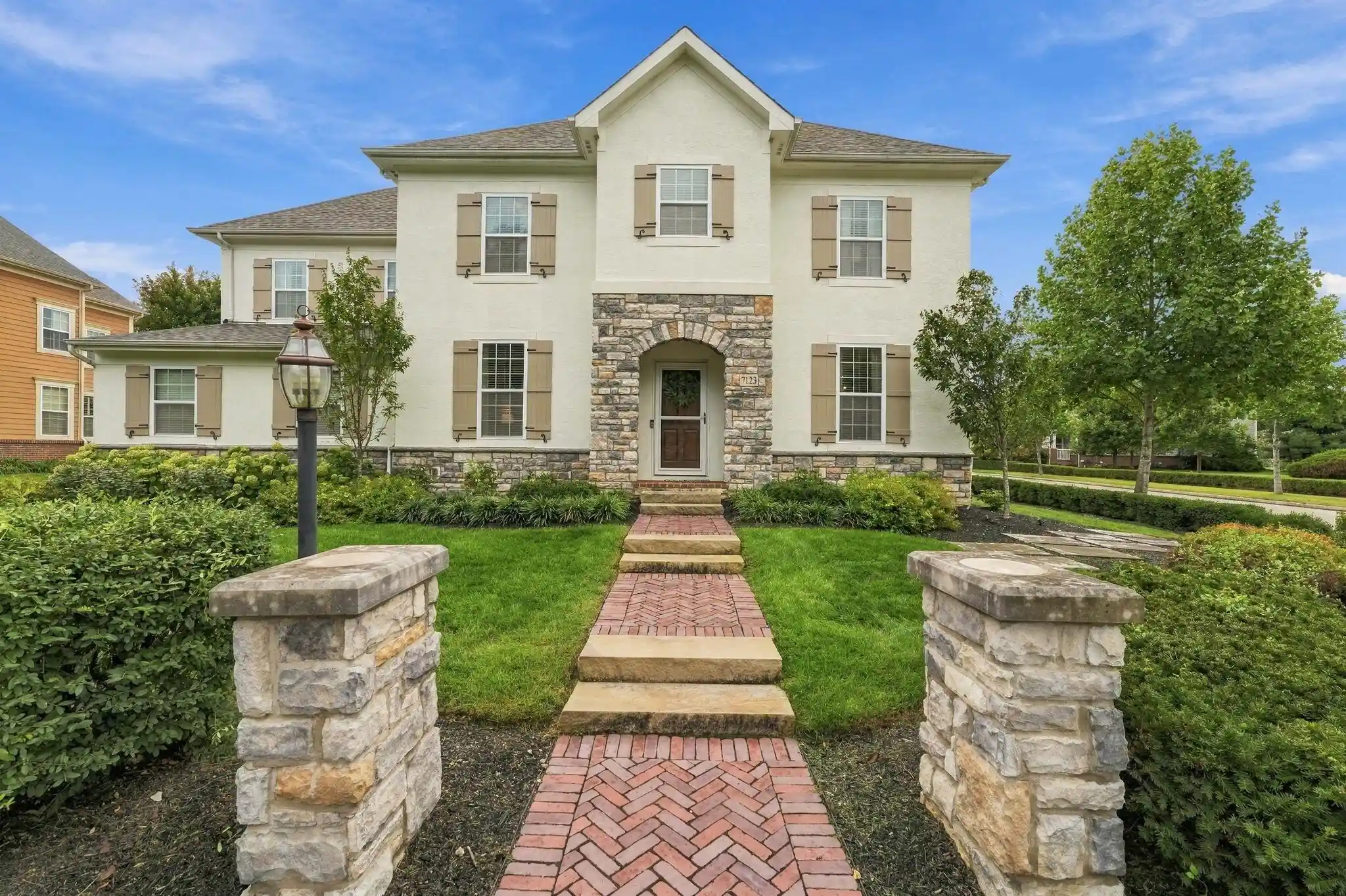 Photo 1 of Single family home for sale at 7123 Glacier Ridge Blvd, Dublin, OH 43017 | MLS# 226037031 | Listing updated on 2026-10-08