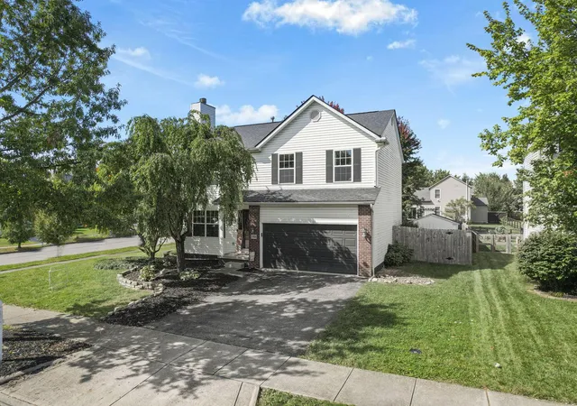 Photo 1 of Single family home for sale at 1904 Ashburn Dr, Delaware, OH 43015 | MLS# 226037197 | Listing updated on 2026-10-12
