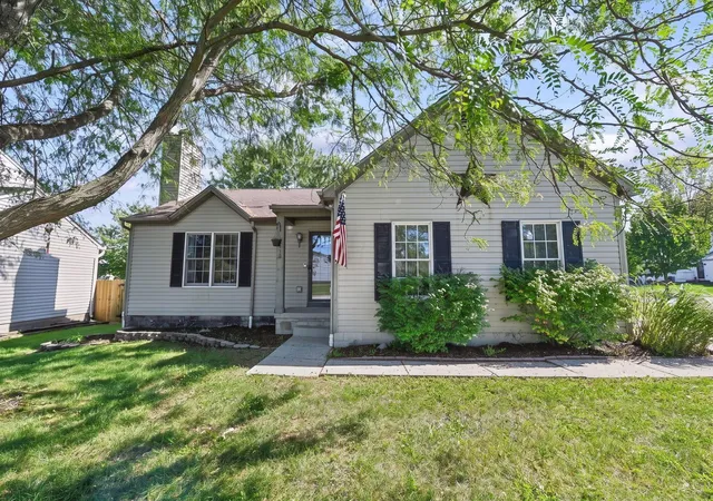Single family home for sale at 2162 Forestwind Dr, Grove City, OH 43123 | MLS# 226036768