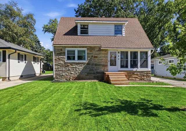 Photo 1 of Single family home for sale at 308 Birch Rd, Springfield, OH 45503 | MLS# 226036791 | Listing updated on 2026-09-27