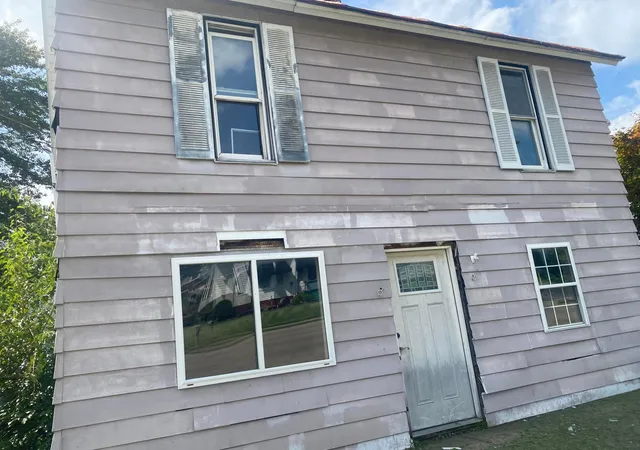 Single family home for sale at 211 N Main St, Pleasantville, OH 43148 | MLS# 226036798