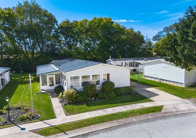 Photo 1 of Single family home for sale at 4526 Janice Marie Blvd, Columbus, OH 43207 | MLS# 226036841 | Listing updated on 2026-10-07