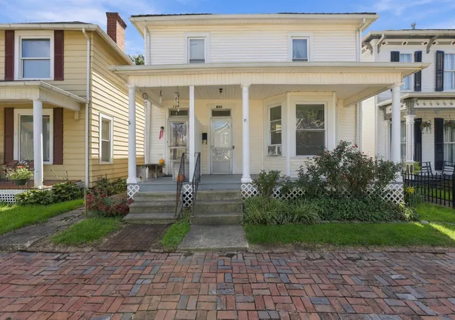 Photo 1 of Sale Pending at 128 Union St, Lancaster, OH 43130 | MLS# 226036821 | Listing updated on 2026-10-28