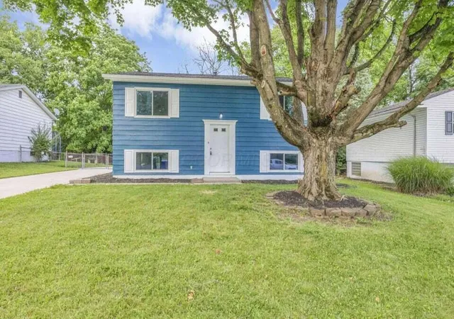 Photo 1 of Single family home for sale at 1588 Fall Brk Rd, Columbus, OH 43223 | MLS# 226036842 | Listing updated on 2026-10-21