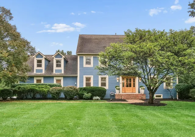 Photo 1 of Single family home for sale at 16 Olentangy Ridge Pl, Powell, OH 43065 | MLS# 226037077 | Listing updated on 2026-10-05