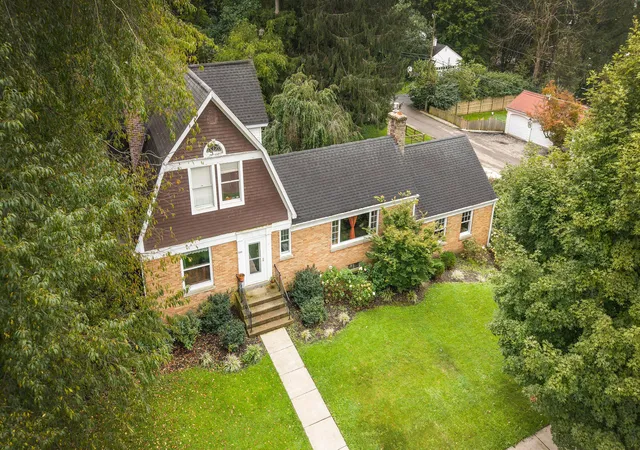 Photo 1 of Sale Pending at 1100 E Vine St, Mount Vernon, OH 43050 | MLS# 226036875 | Listing updated on 2026-10-09