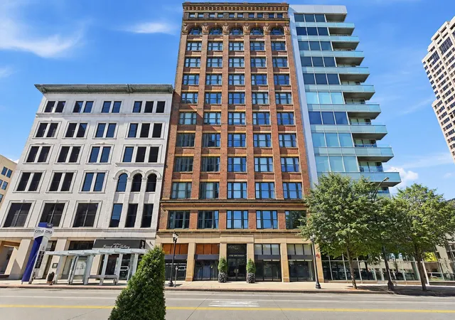 Photo 1 of Condo for sale at 160 N Wall St #L305, Columbus, OH 43215 | MLS# 226037582 | Listing updated on 2026-10-02