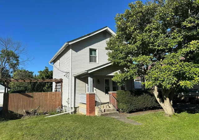 Photo 1 of Single family home for sale at 2194 Sale Rd, Columbus, OH 43224 | MLS# 226036869 | Listing updated on 2026-10-22