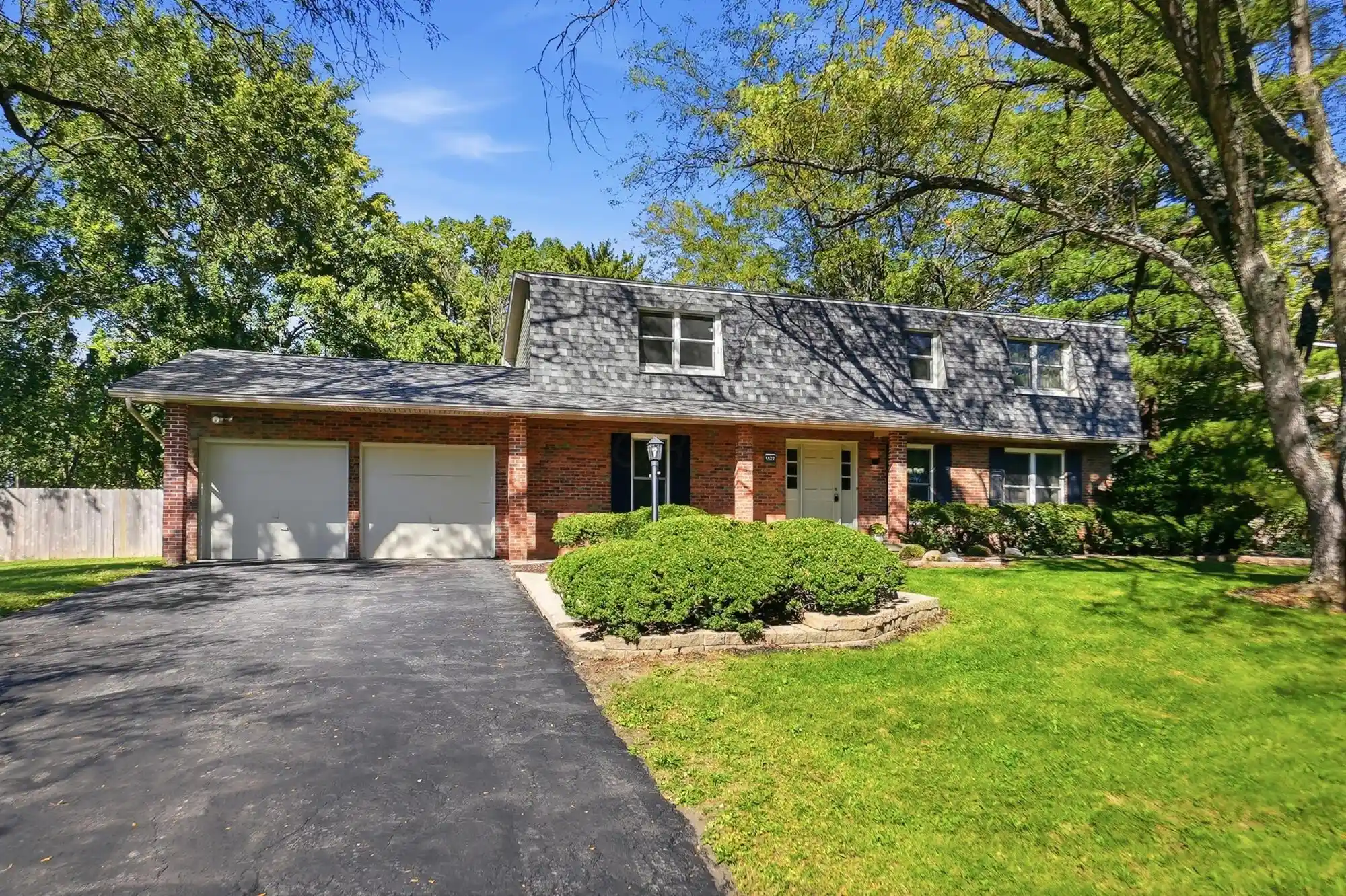 Photo 1 of Single family home for sale at 5520 Naiche Rd, Columbus, OH 43213 | MLS# 226038349 | Listing updated on 2026-10-29