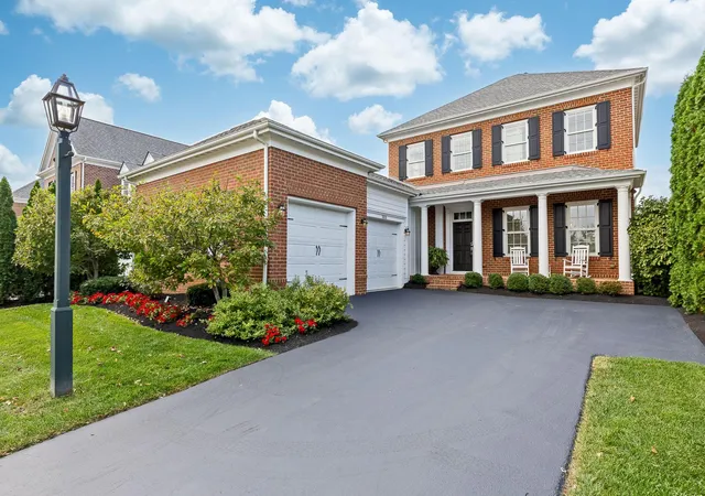 Photo 1 of Single family home for sale at 7835 Straits Ln, New Albany, OH 43054 | MLS# 226038513 | Listing updated on 2026-10-21
