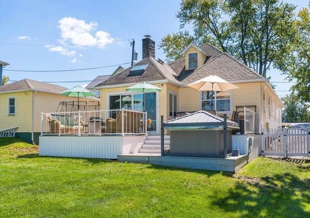 Single family home for sale at 12222 Bright St NE, Millersport, OH 43046 | MLS# 226037518