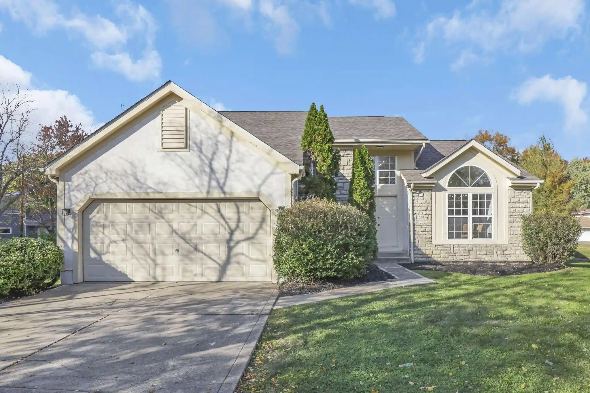 Single family home for sale at 1257 Flagstone Sq, Westerville, OH 43081 | MLS# 226041273