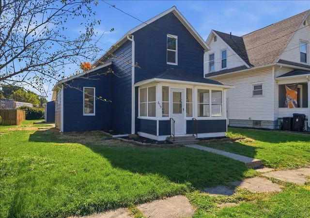Single family home for sale at 615 E Oakwood Ave, Bucyrus, OH 44820 | MLS# 226037365