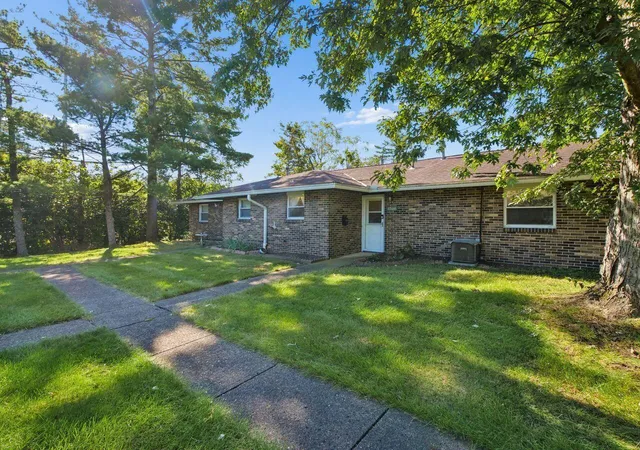 Condo for sale at 1260 Woodbrook Ln #273, Columbus, OH 43223 | MLS# 226037267