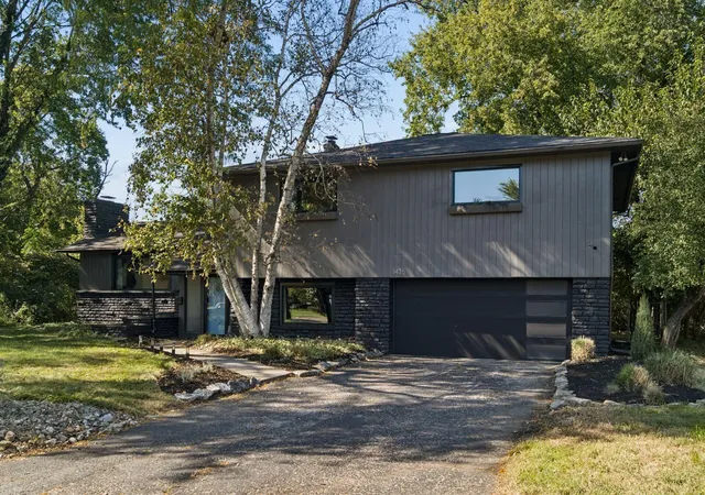Single family home for sale at 1435 Cottingham Ct W, Columbus, OH 43209 | MLS# 226038132